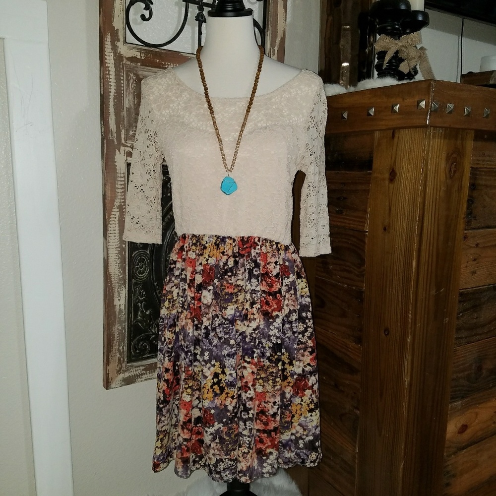 Sweetheart floral dress